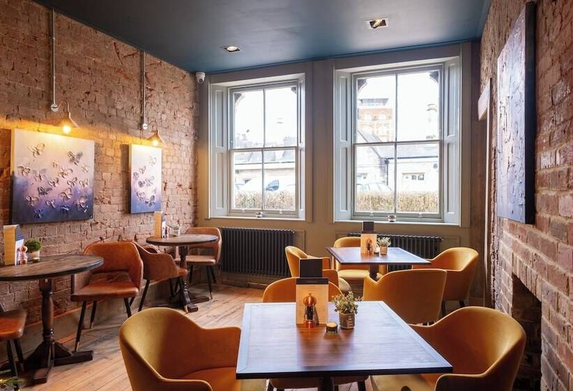 בית מלון כפרי The Stroud