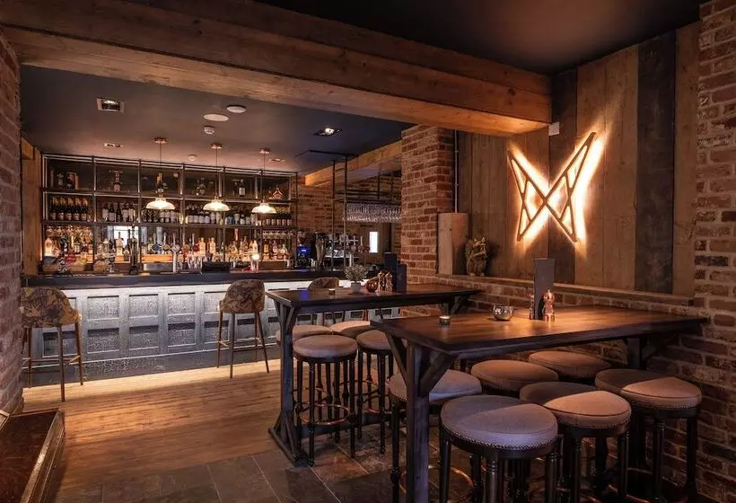 ホテル The Stroud