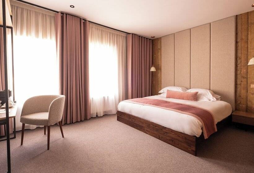 בית מלון כפרי The Stroud