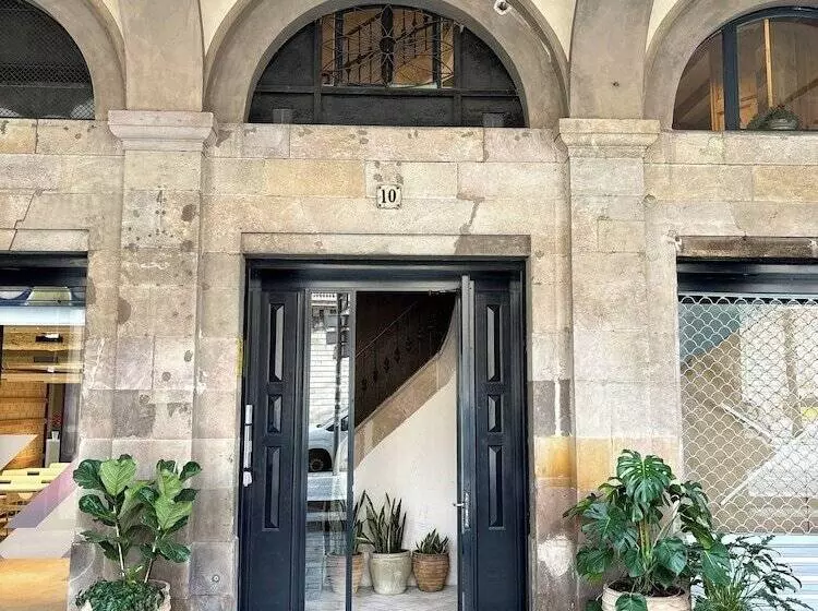 Hostal Porxos Garden