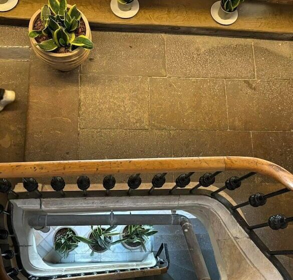 Hostal Porxos Garden