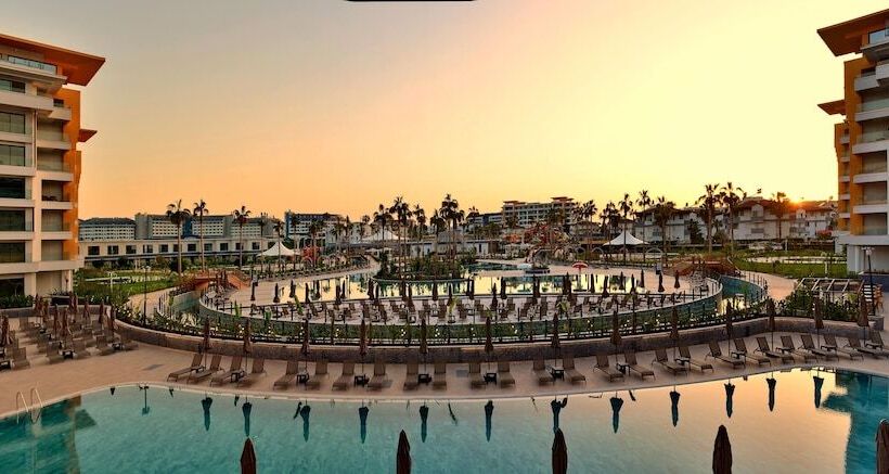 هتل Wyndham Alanya