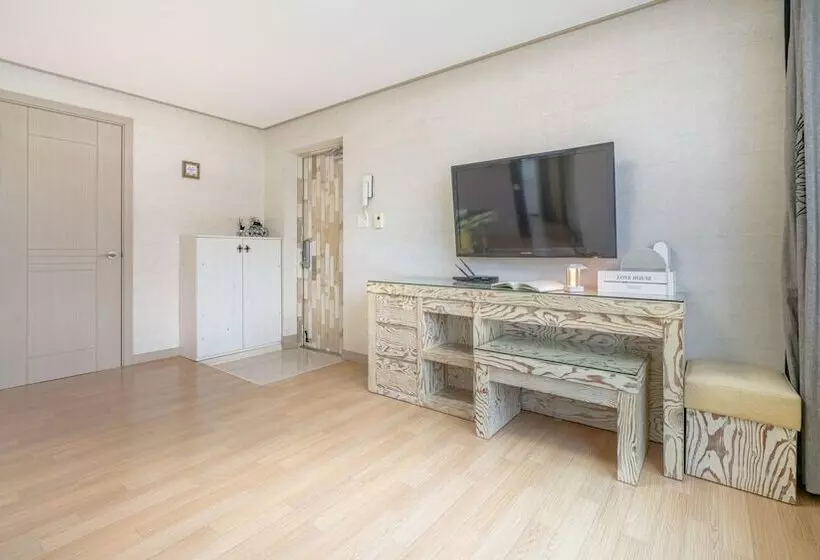 Gapyeong Applerotgi Pension