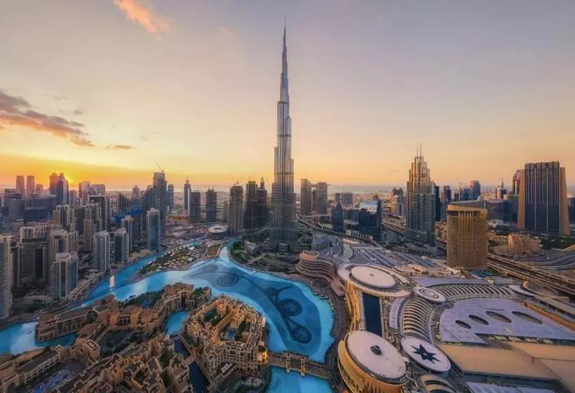 هتل Ciel Dubai Marina, Vignette Collection by IHG