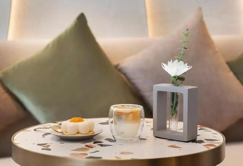 هتل Ciel Dubai Marina, Vignette Collection by IHG