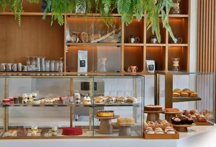 هتل Ciel Dubai Marina, Vignette Collection by IHG