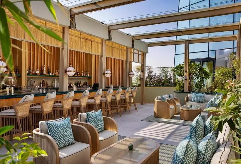 هتل Ciel Dubai Marina, Vignette Collection by IHG