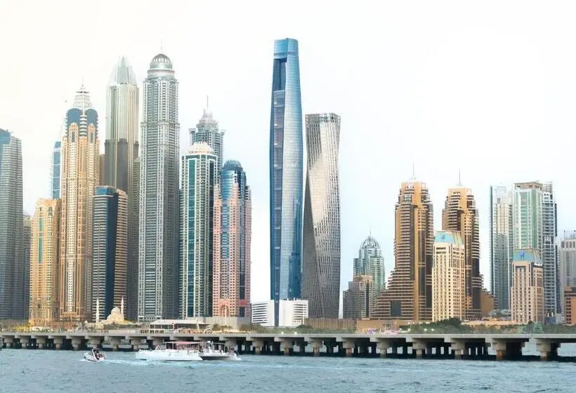هتل Ciel Dubai Marina, Vignette Collection by IHG