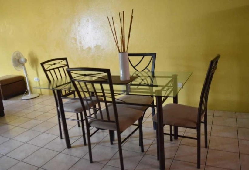 پانسیون Tapion Beach Suites 1