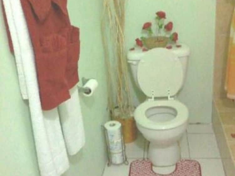 پانسیون Tapion Beach Suites 1