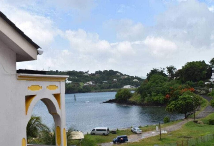 پانسیون Tapion Beach Suites 1