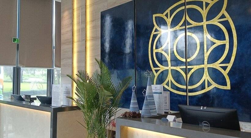 The Western Seaview Cam Ranh Condotel