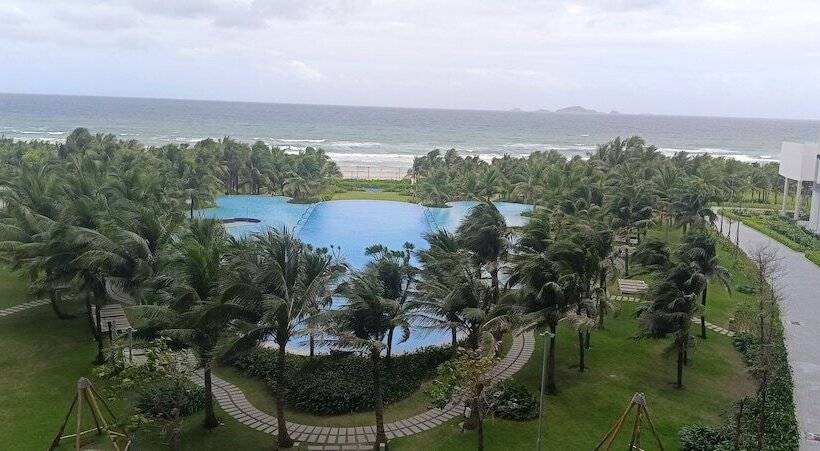 The Western Seaview Cam Ranh Condotel
