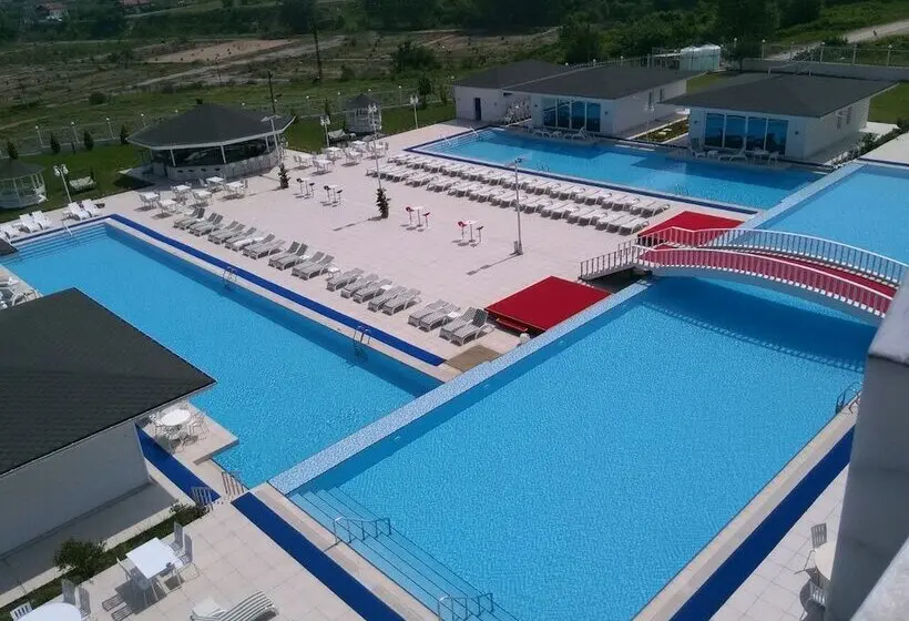 The Green Oasis Otel & Spa