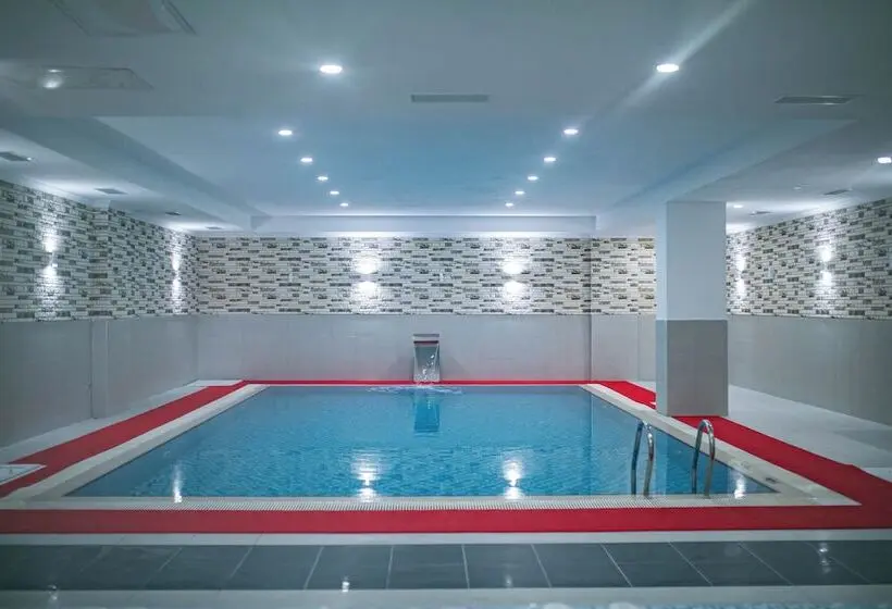 The Green Oasis Otel & Spa