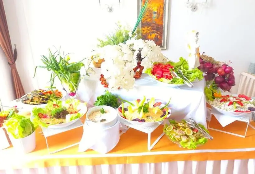The Green Oasis Otel & Spa