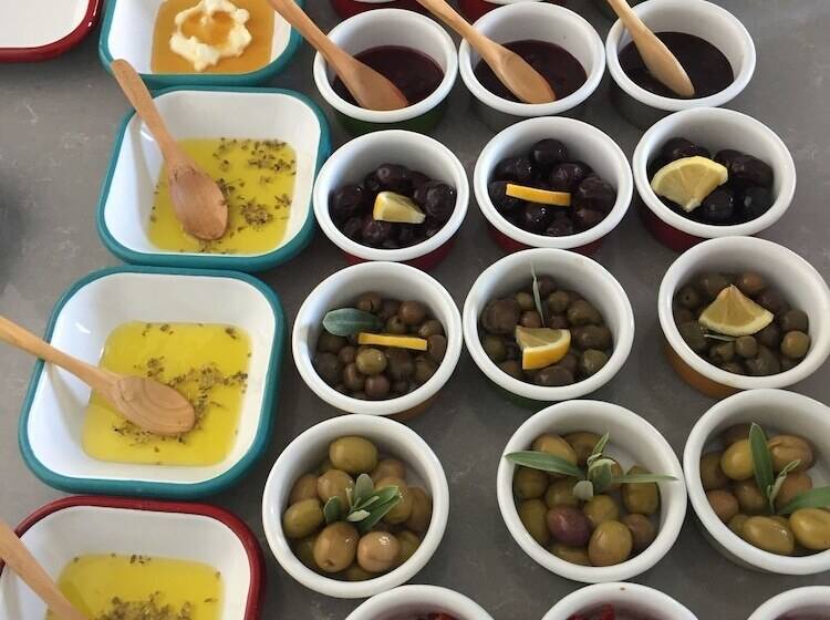 تختخواب و صبحانه Lilaverde Alacati   Adults Only