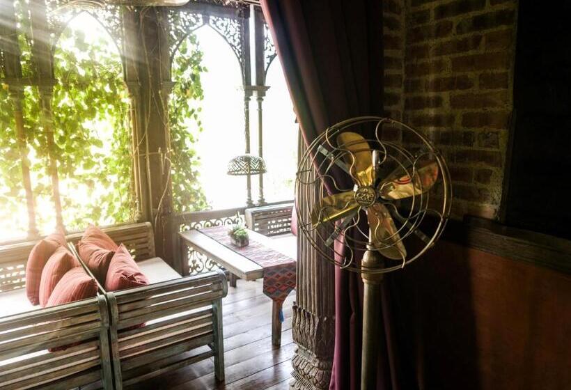 Chateau Orientale Resort