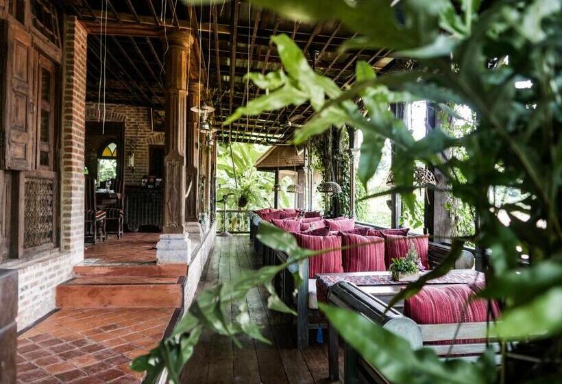 Chateau Orientale Resort