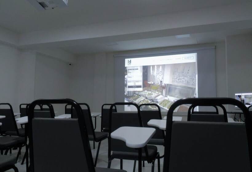 בית מלון כפרי Life