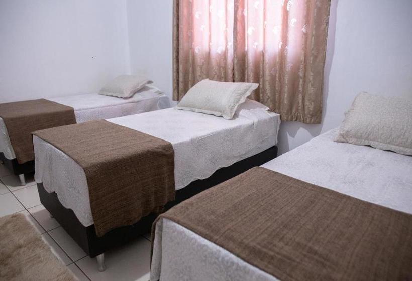 בית מלון כפרי Vila Real Dourados