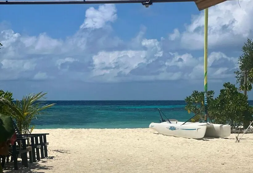 پانسیون Noah Private Beach House