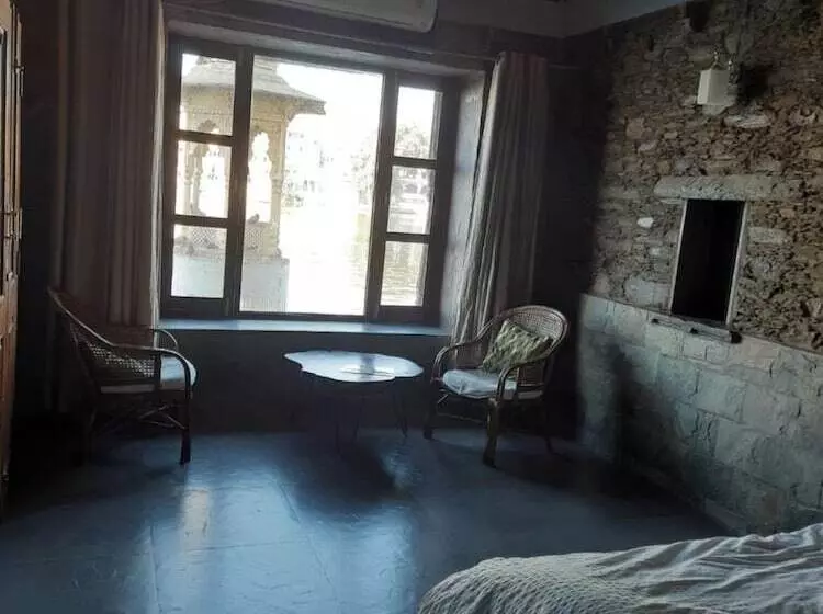 ホテル Goroomgo Lalghat Haveli Udaipur