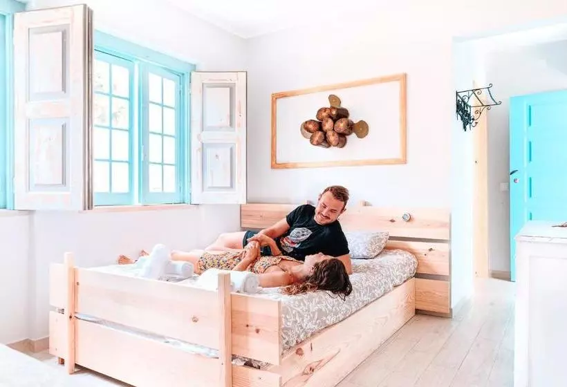 Retkeilymaja Kali Vice Surf Villa