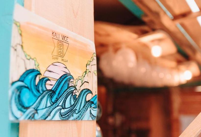 ユースホステル Kali Vice Surf Villa