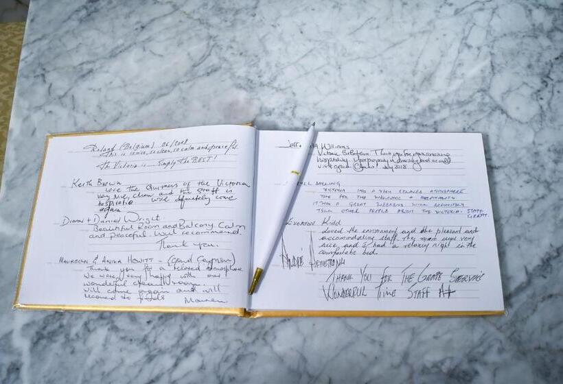 تختخواب و صبحانه Jamgolia Place