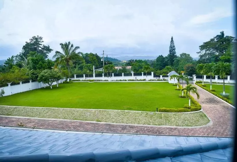 تختخواب و صبحانه Jamgolia Place