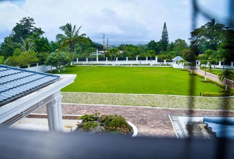 تختخواب و صبحانه Jamgolia Place