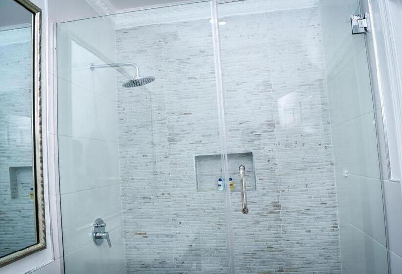 تختخواب و صبحانه Jamgolia Place