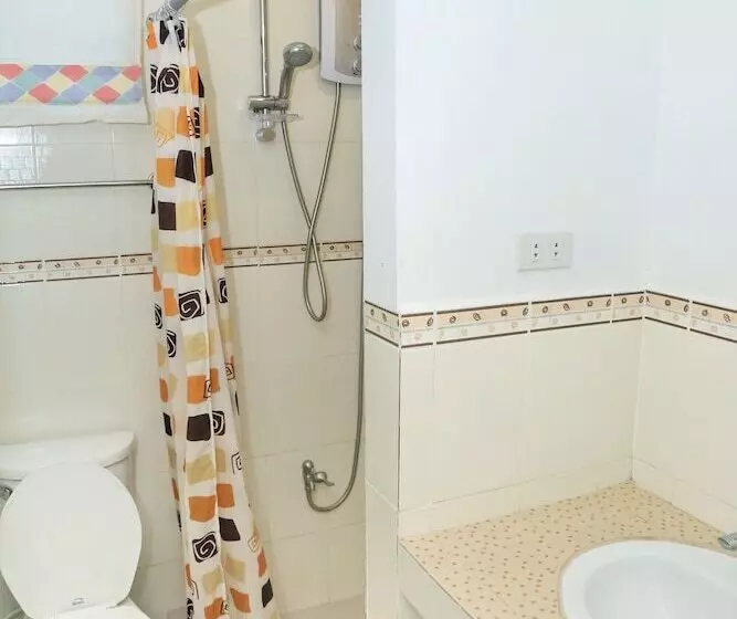 ベッドアンドブレックファースト Magnfred S Place Batanes