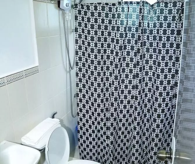 ベッドアンドブレックファースト Magnfred S Place Batanes