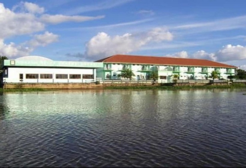 Hotel Amazon River Resort