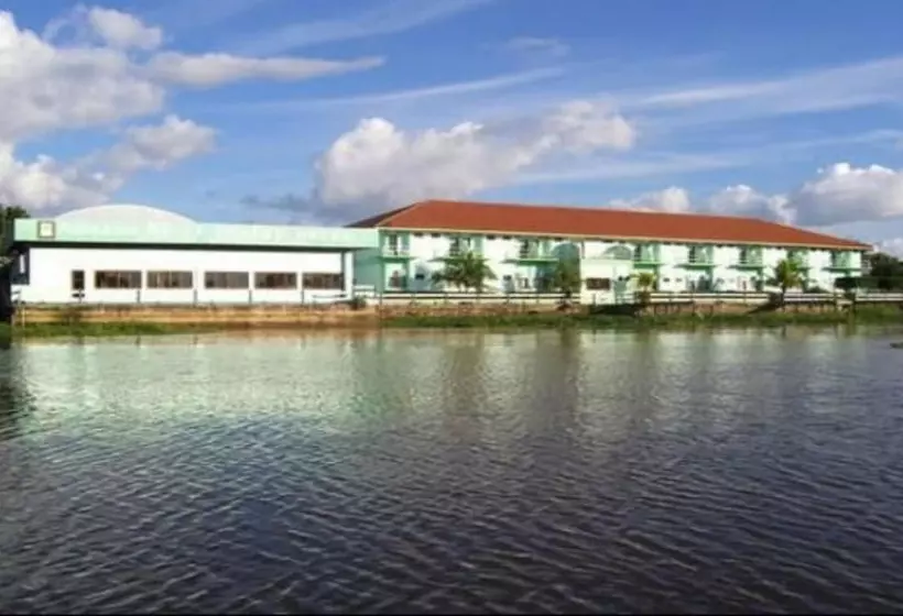 Hotel Amazon River Resort