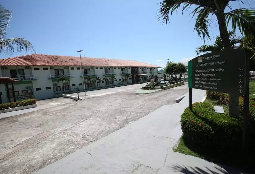 Hotel Amazon River Resort