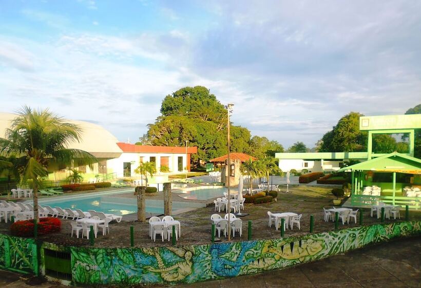 Hotel Amazon River Resort