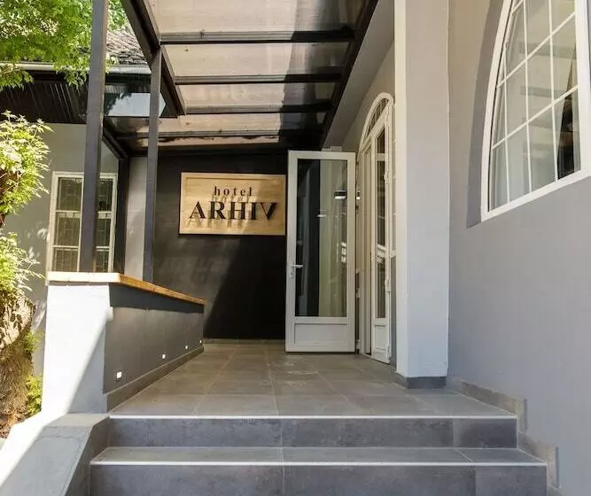Hotelli Arhiv Boutique House