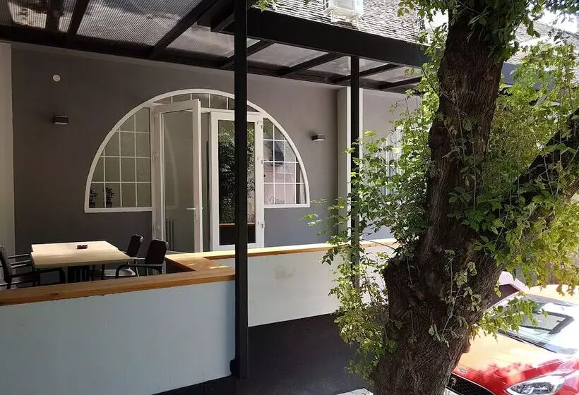 Hotelli Arhiv Boutique House