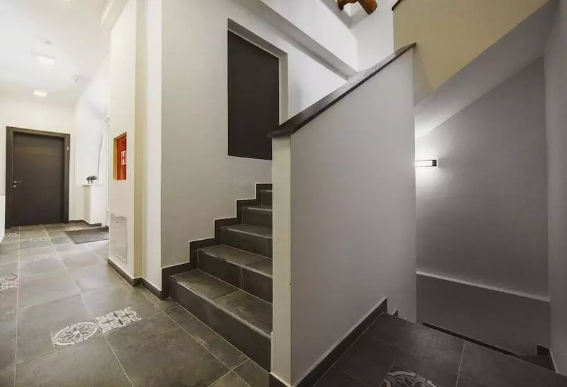 Hotelli Arhiv Boutique House