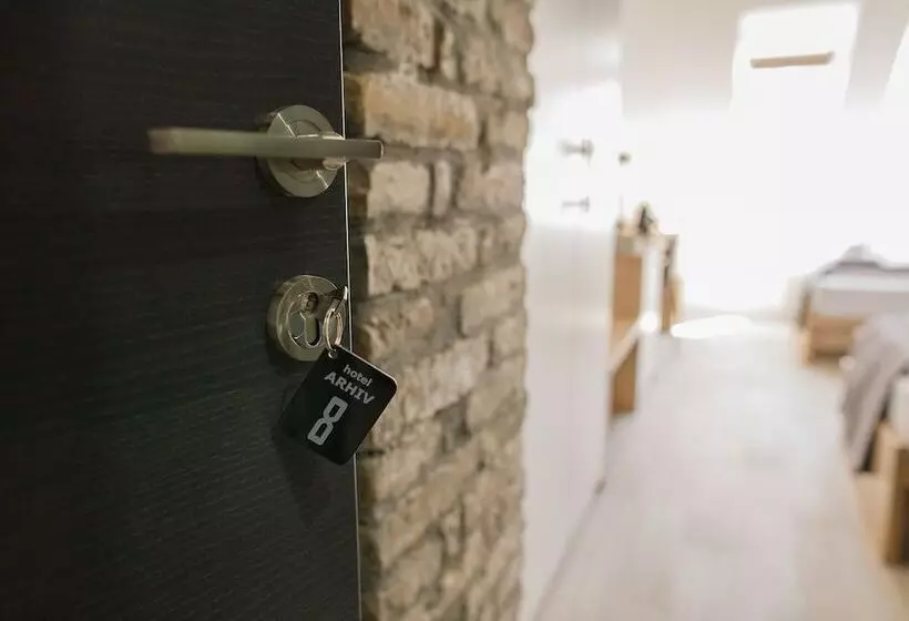 Hotelli Arhiv Boutique House