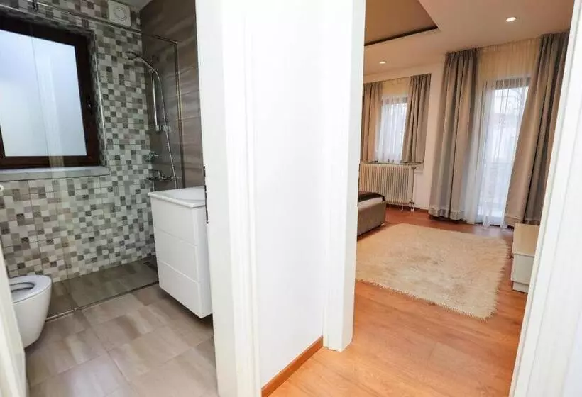 ホテル Bujtina Oxhaku