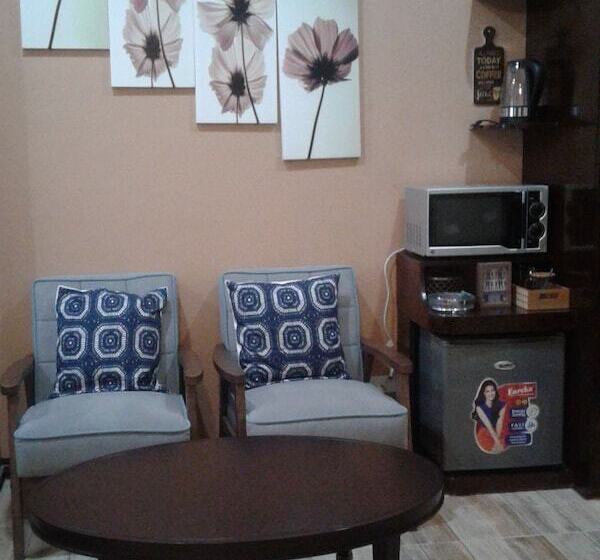 בית מלון כפרי Charos Dormitel