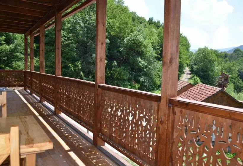 ホテル Ecokayan Dilijan Resort