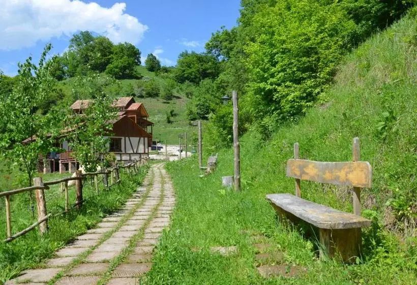 ホテル Ecokayan Dilijan Resort