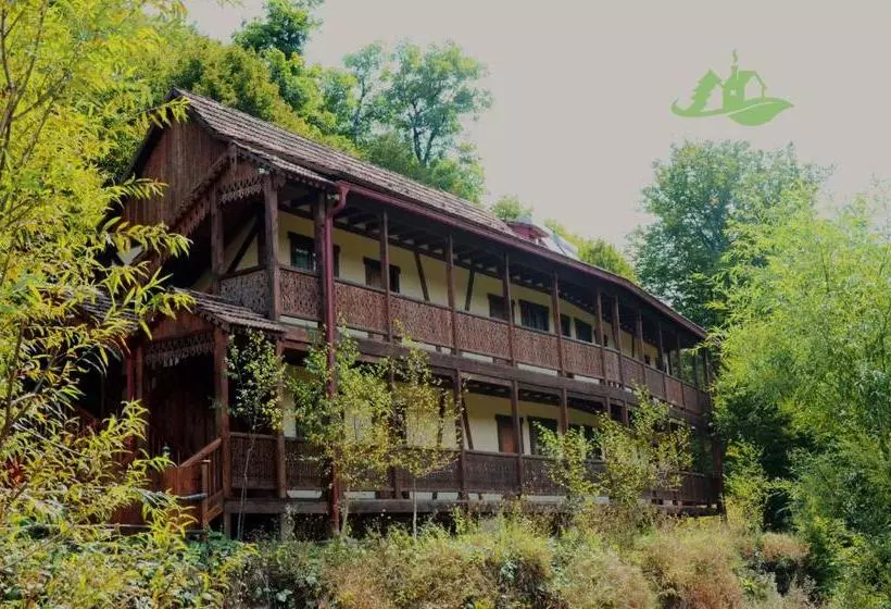 ホテル Ecokayan Dilijan Resort