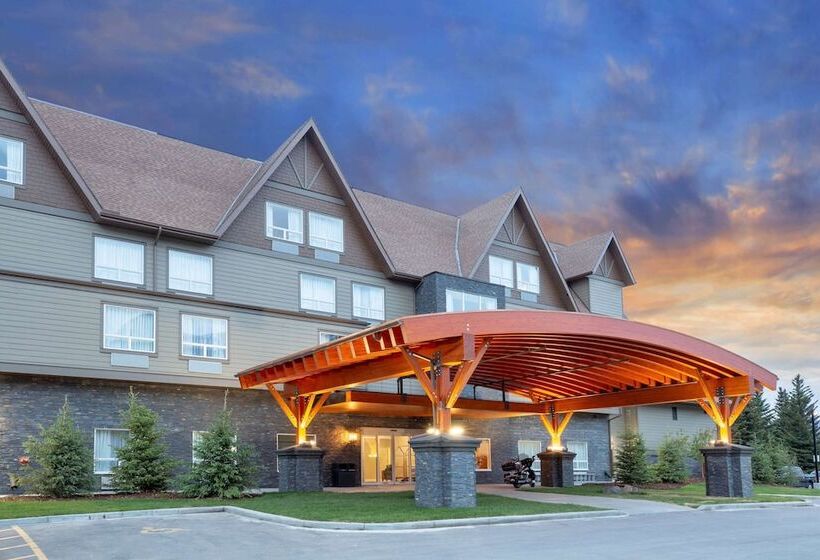 هتل Super 8 By Wyndham Canmore