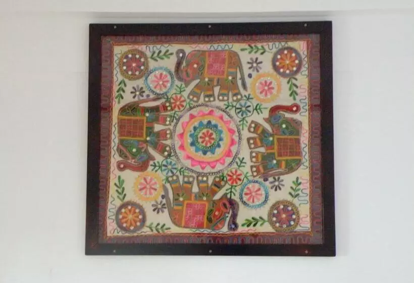 Hotelli Tagimoucia House